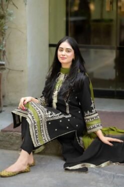 Omal By Komal 3Pcs Embroidered Summer Lawn Collection 2025